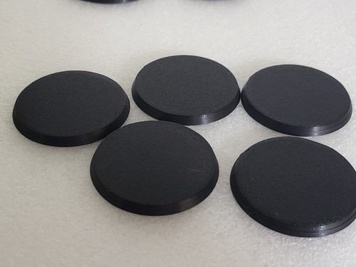 Lot 60mm round - -, bases